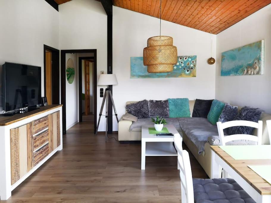 Ferienhaus Lena Im Sauerland Direkt Am Hennesee 메체데 외부 사진