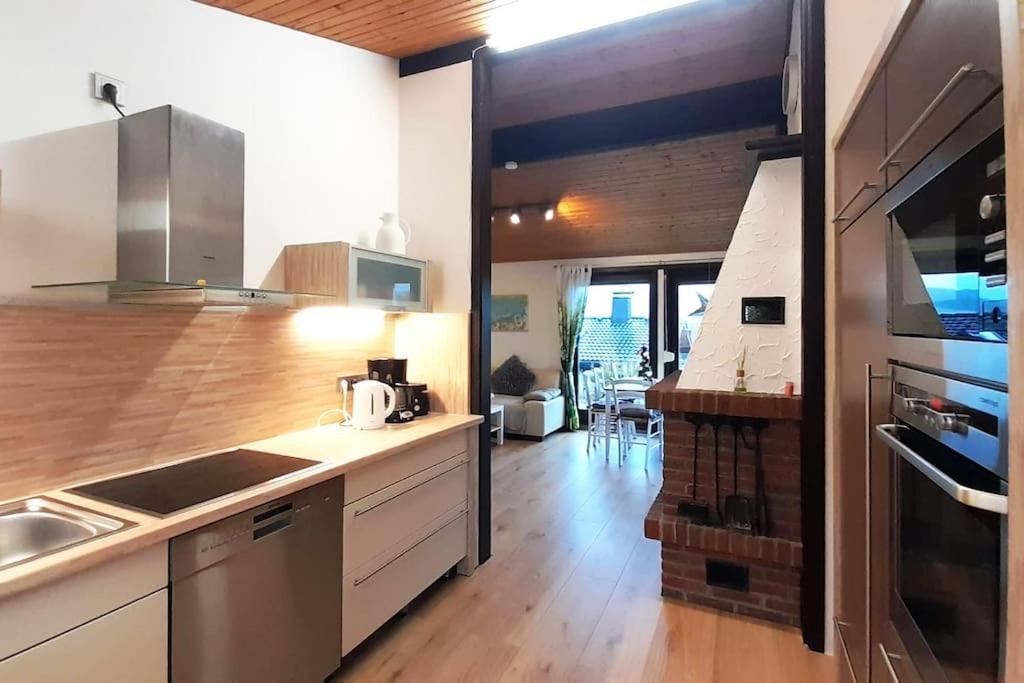 Ferienhaus Lena Im Sauerland Direkt Am Hennesee 메체데 외부 사진