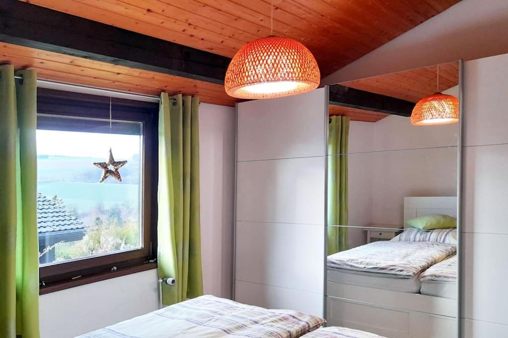 Ferienhaus Lena Im Sauerland Direkt Am Hennesee 메체데 외부 사진