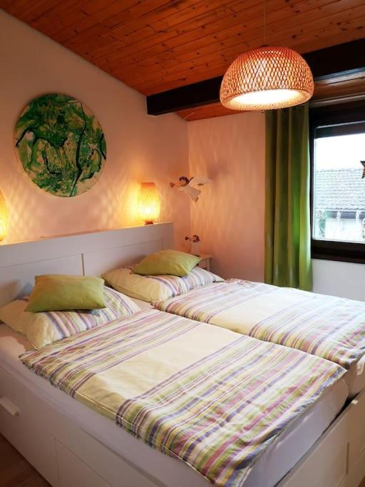 Ferienhaus Lena Im Sauerland Direkt Am Hennesee 메체데 외부 사진