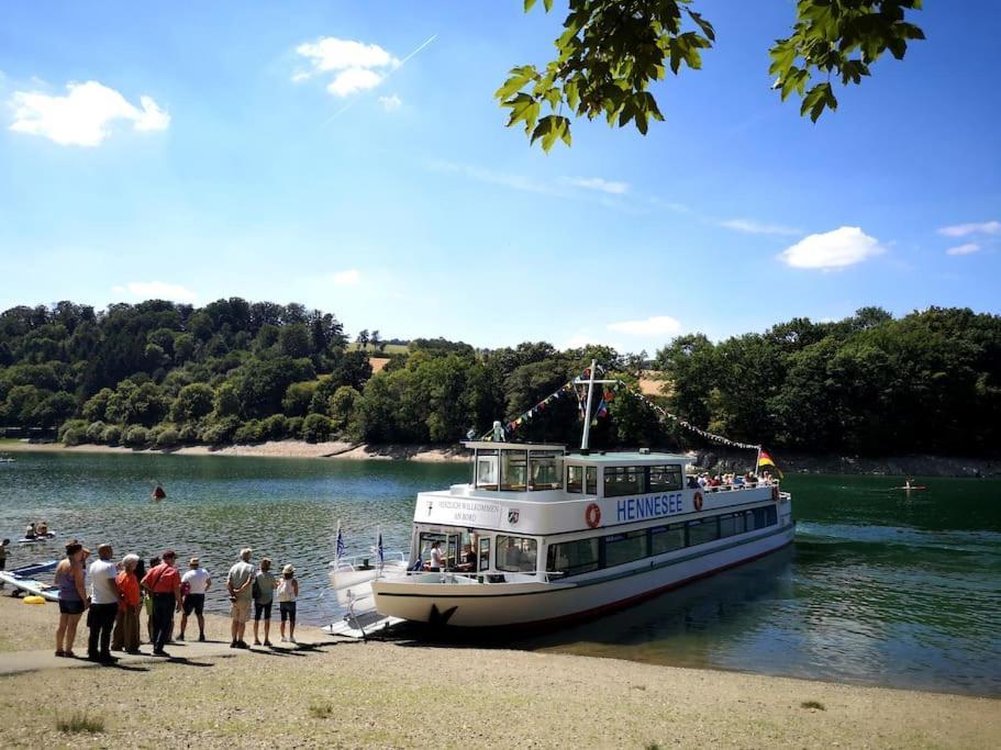 Ferienhaus Lena Im Sauerland Direkt Am Hennesee 메체데 외부 사진